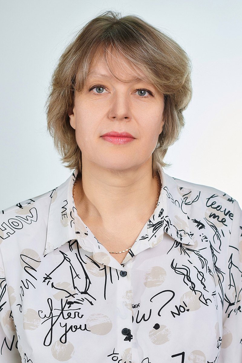 <p><strong>Заместитель начальника Управления</strong><br>
Ляхова Ольга Олеговна, тел.: 8 (484) 39 64262</p>