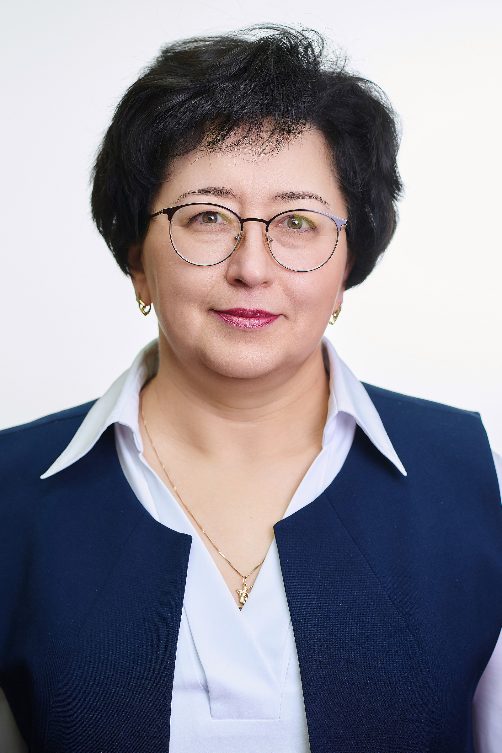 <p><strong>Начальник Управления</strong><br>
ЛЕМЕШЕНКО Дина Петровна, тел.: 39 5-83-63</p>