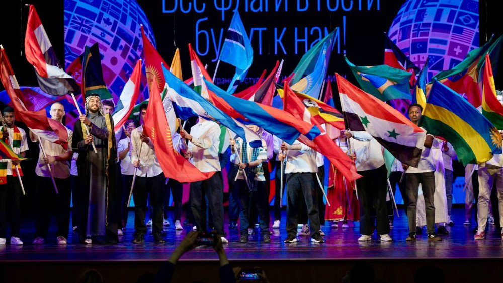 В Обнинске состоялся Фестиваль иностранных студентов «Все флаги в гости будут к нам!»