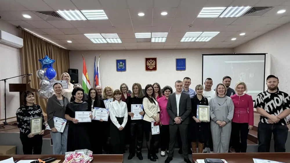 Подведены итоги смотра-конкурса новогодних украшений «Ночь, улица, фонарь и ёлка»