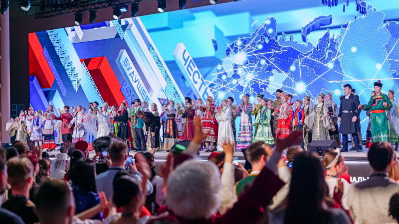 Новый марафон Знание.Первые раскроет тему единства народов как основы достижений и развития России