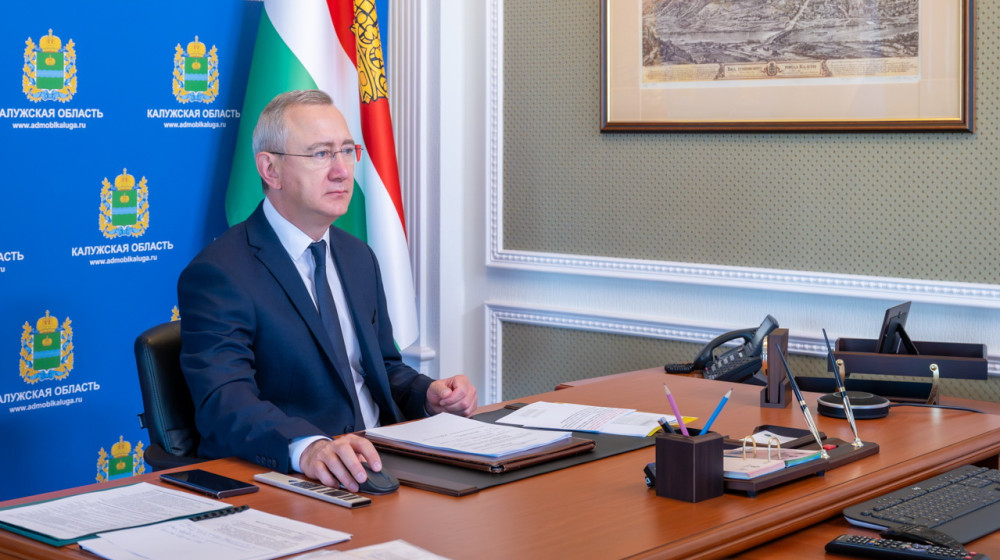 Владислав Шапша поручил проанализировать эффективность исполнения областного закона об ограничении работы «наливаек»